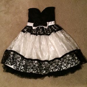 Black and white Jessica Micclintock dress