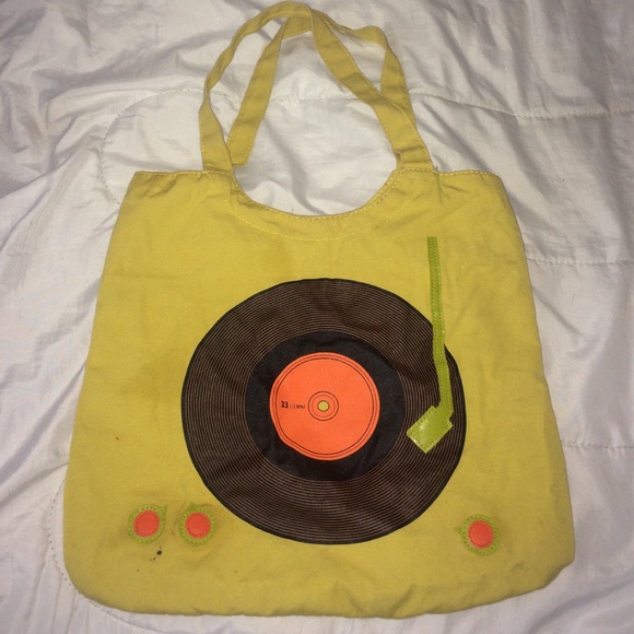 Yellow turntable bag.