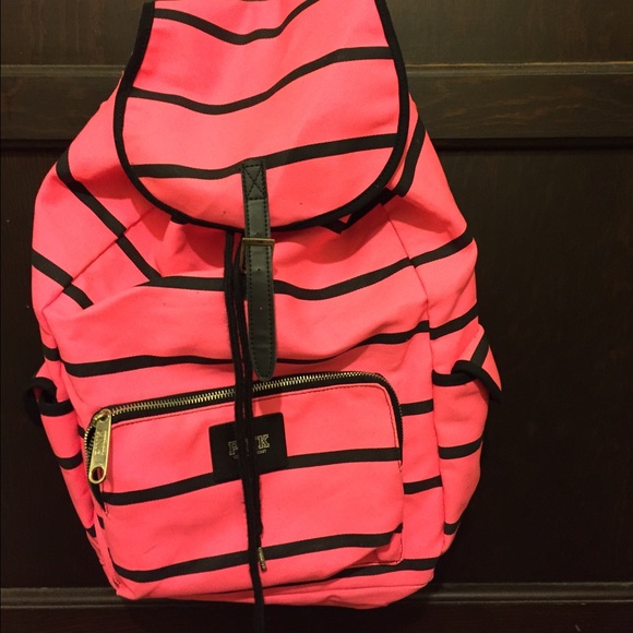 Victoria's Secret Handbags - vs backpack 👌 STILL AVAILABLE 🌺