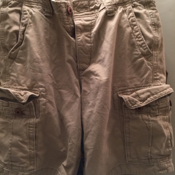 Hollister khaki guys cargo shorts