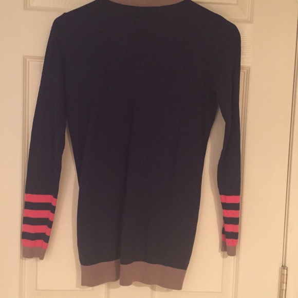 Forever 21 Cardigan - Picture 2 of 3