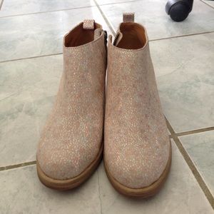Cooperative Pebbled Ankle Boots