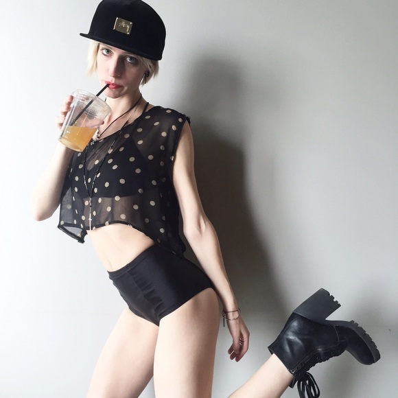 LF Pippa Lynn Crop Top - Picture 3 of 4