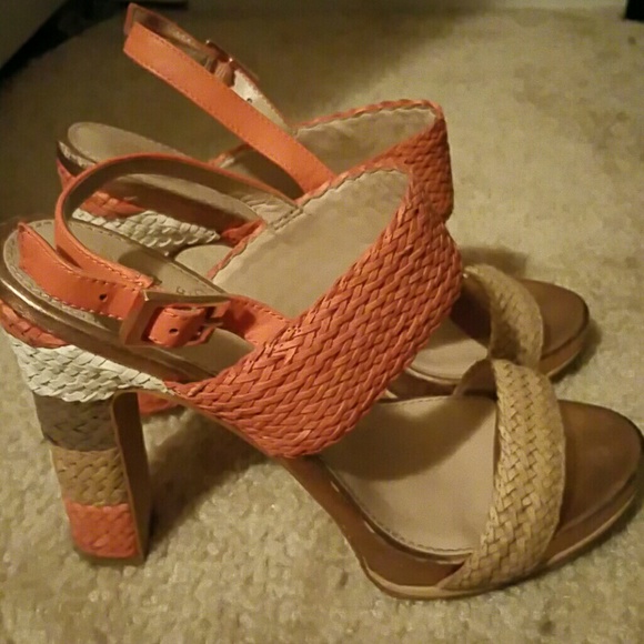 Color Block Heels - Picture 2 of 3