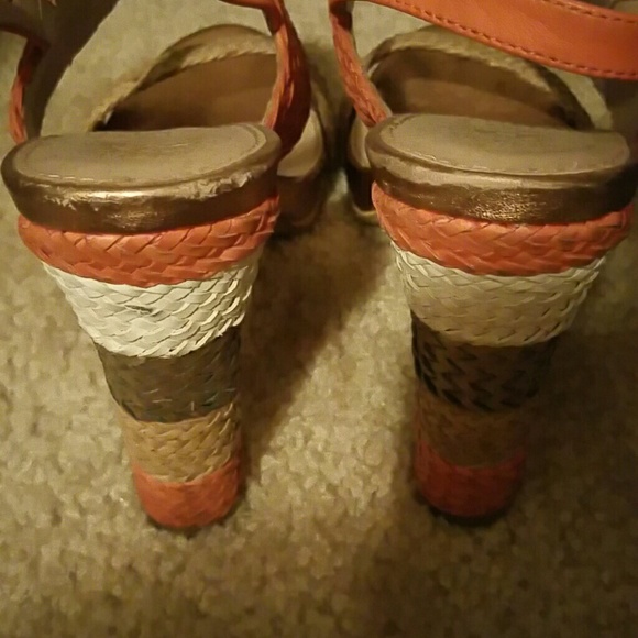 Color Block Heels - Picture 3 of 3
