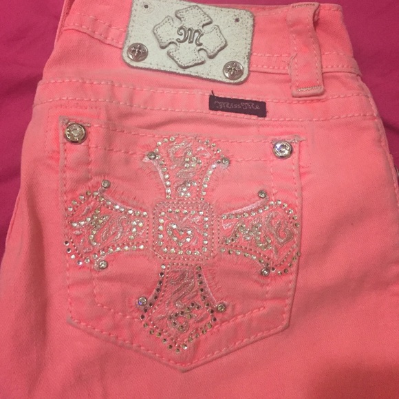 Rare Neon Hot pink miss me size 26 inseam 33