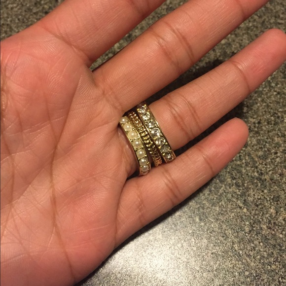 Three piece ring set - Picture 2 of 3