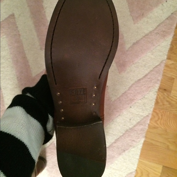 FRYE Melissa button boot / NEW never worn / size 6 - Picture 3 of 4