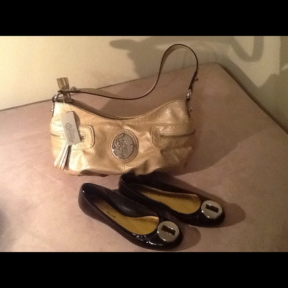Cute Tan Shoulder Bag!