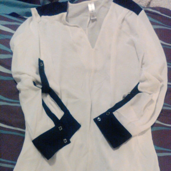 Never worn long sleeve