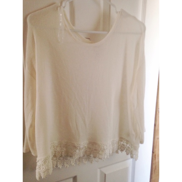 Lacey top
