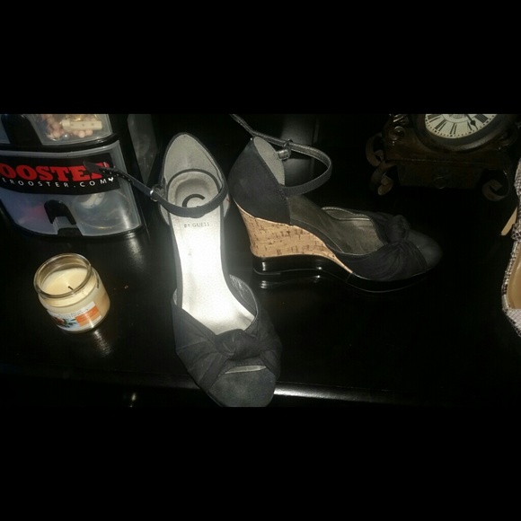 G by guess cork bow wedges