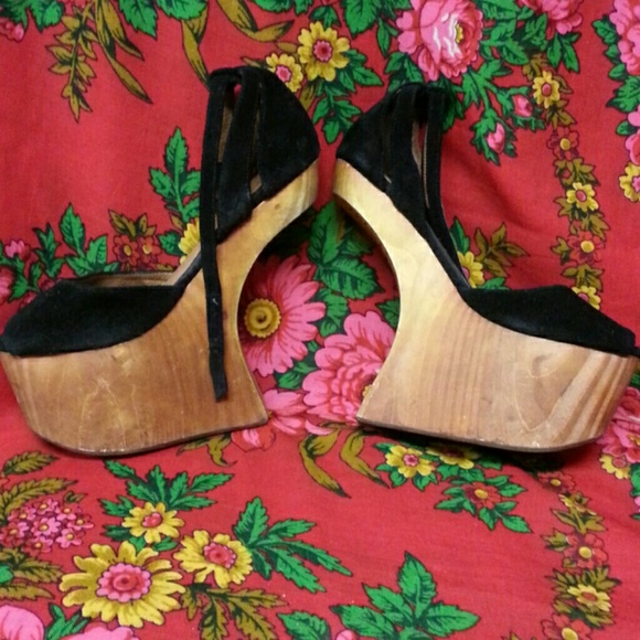 Jeffrey  Campbell  platforms - Picture 2 of 4