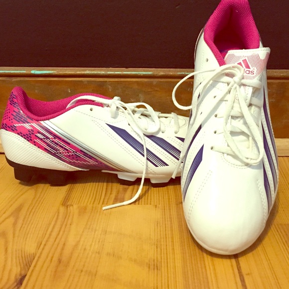 Woman's cleats