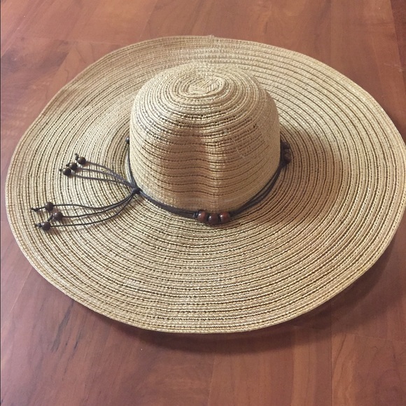 Straw sun hat