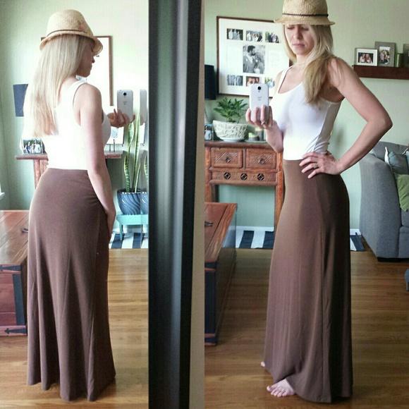 RESERVED Beautiful Brown Walter Baker Skirt - Picture 2 of 4