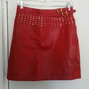 Cache red leather skirt