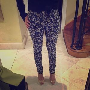 NWOT Floral print pants