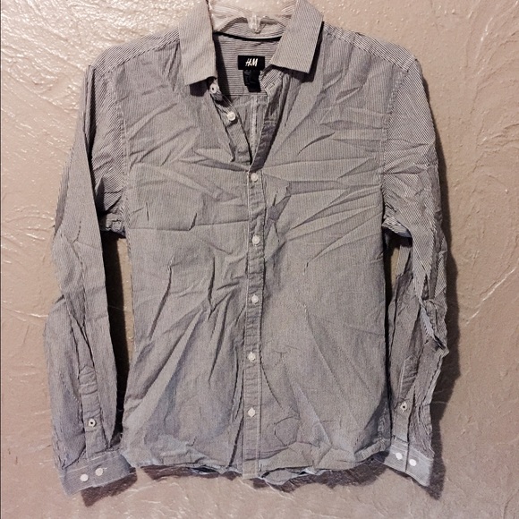 Black and white stripped button up