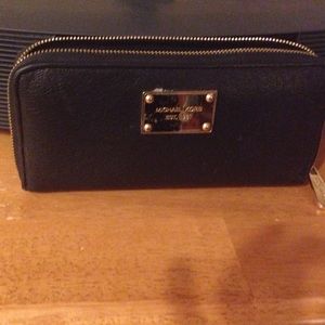 Michael Kors wallet used