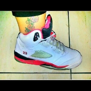 Jordan Retro 5 fire reds