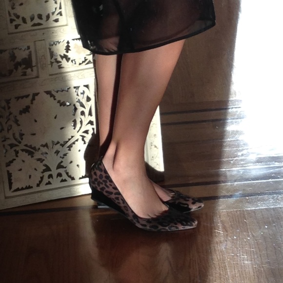 Stuart Weitzman brown leopard calf hair wedge
