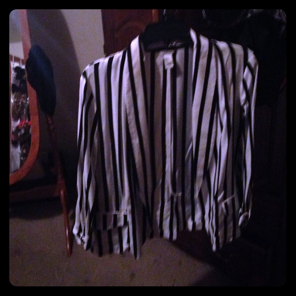 Causal striped blazer