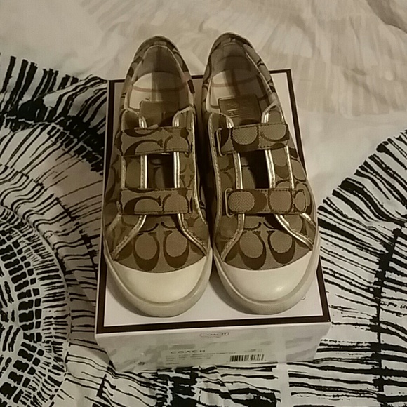 Coach shoes
