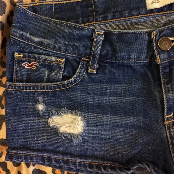 Dark ripped hollister shorts - Picture 4 of 4