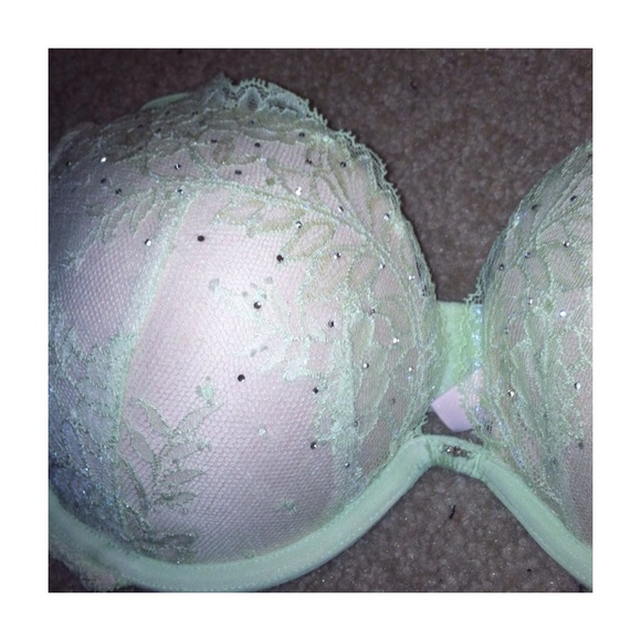 Light Green Victorias Secret bra