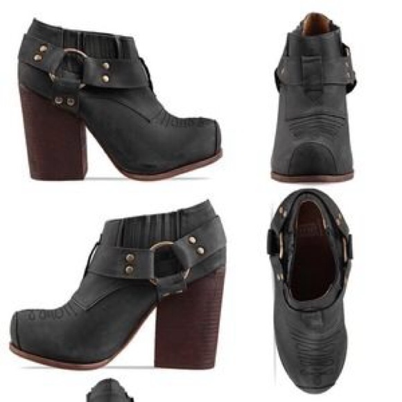 Jeffrey Campbell x solestruck Drew LTD booties
