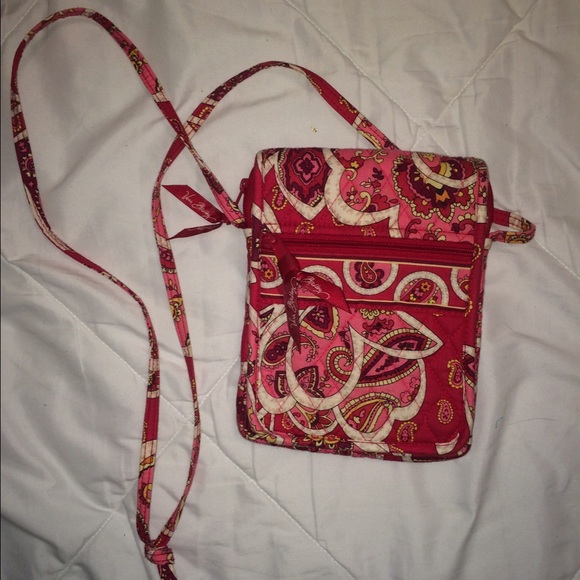 Vera Bradley cross body, Rosie Posie - Picture 1 of 3