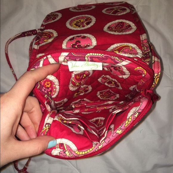 Vera Bradley cross body, Rosie Posie - Picture 3 of 3