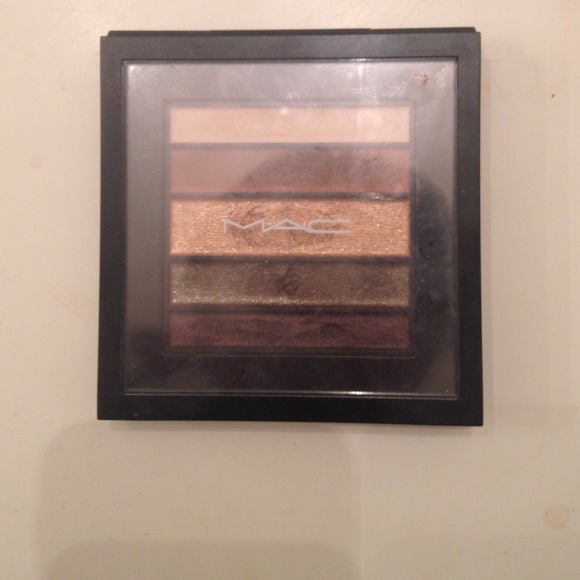 MAC Pearlfusion Eyeshadow palette