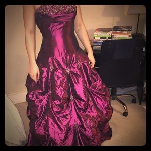 Sparkle Burgundy prom dress