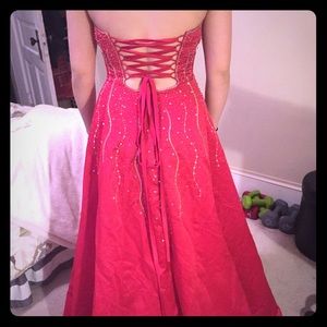Beautiful Red prom dress with sparkle