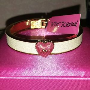 Betsey Johnson Gold Heart Glitter Bangle