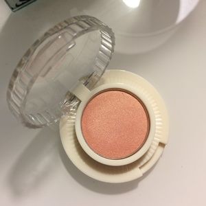 SOLD‼️Benefit eye shadow