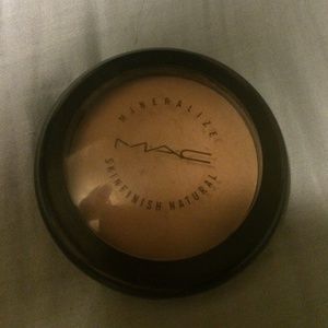 Mac Mineralize skin finish natural