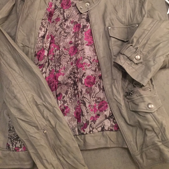 Guess gray S jacket - Picture 2 of 2