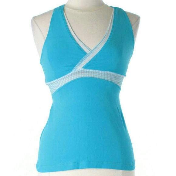 Lululemon Size 6 Athletic Deep V tank EUC - Picture 2 of 3