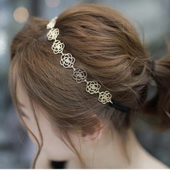 Accessories - 🆕 Lovely Rose Flower Headband