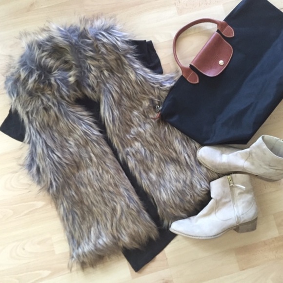 Fur vest