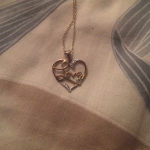 ❤️"Love" pendant necklace❤️