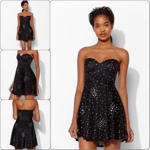 Clearance!Pins&Needles Strapless Dress