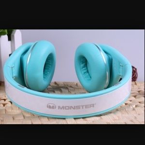 New beats DNA headphones will consider trade