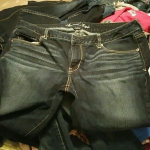 Women's american eagle jeans