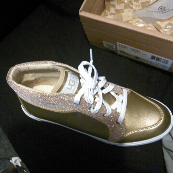 Uggs sneakers