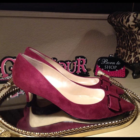 Ivanka Trump Shoes - Ivanka Trump Bow Kitten Heels@eserna Ivanka Trump Shoes - Ivanka Trump Bow Kitten Heels@eserna