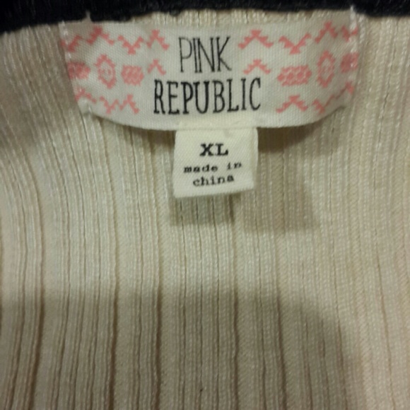 Sweater - Picture 2 of 2